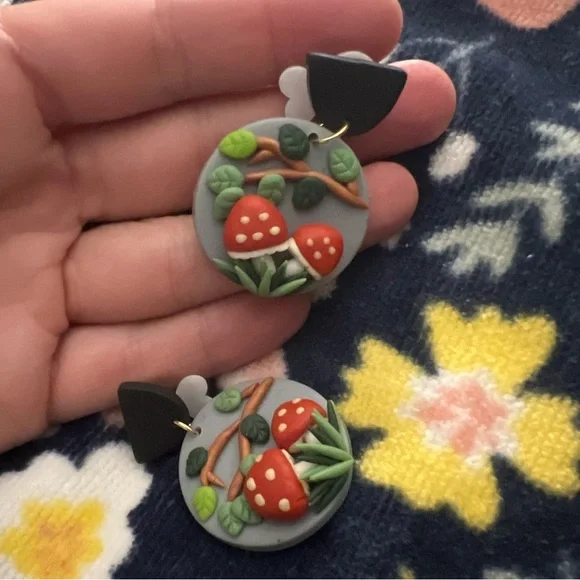 Handmade mushroom cottagecore dangle statement earrings - Picture 4 of 5